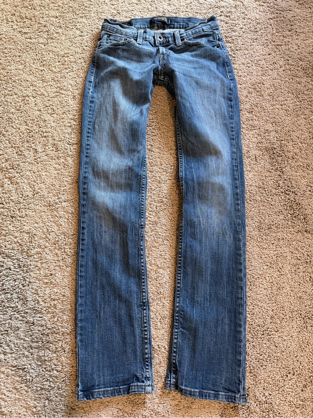 Levi’s Junior Too Super Low 524 Jeans